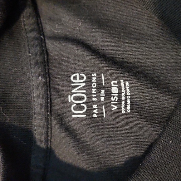 Icone Par Simons In The Mood For Love T Shirt Size Medium - Picture 11 of 14